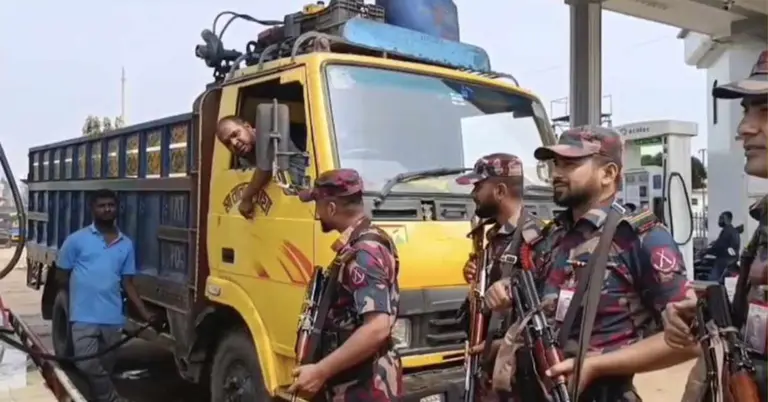 বিজিবির সতর্ক অবস্থান ও টহল